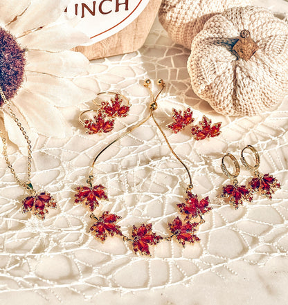 FEUILLE D'ÉRABLE | Red Maple Leaf Studs