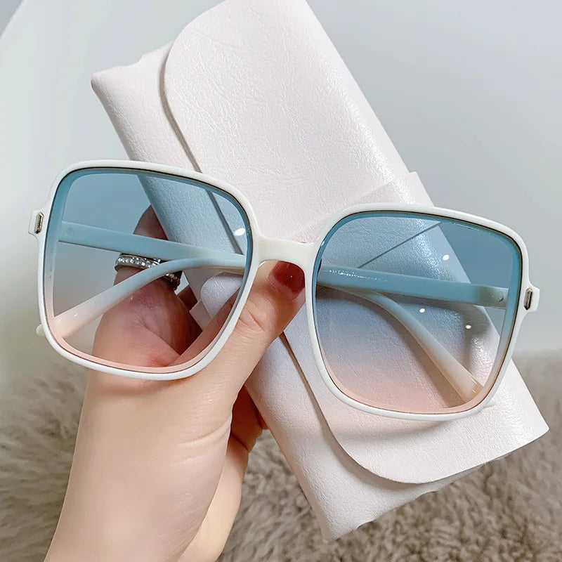 JENNIFER | Oversized Square Sunglasses