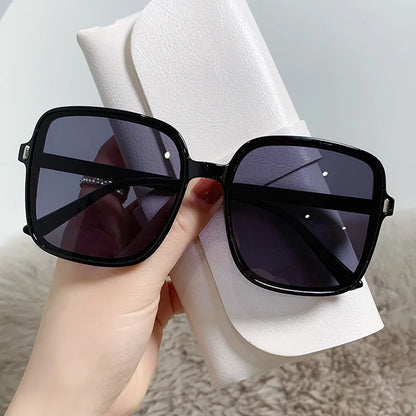 JENNIFER | Oversized Square Sunglasses