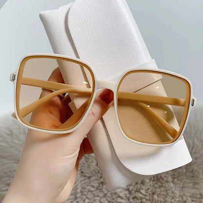 JENNIFER | Oversized Square Sunglasses